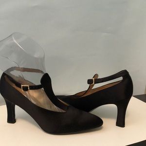 DIEGO DELLA VALLE SATIN BLACK SHOES